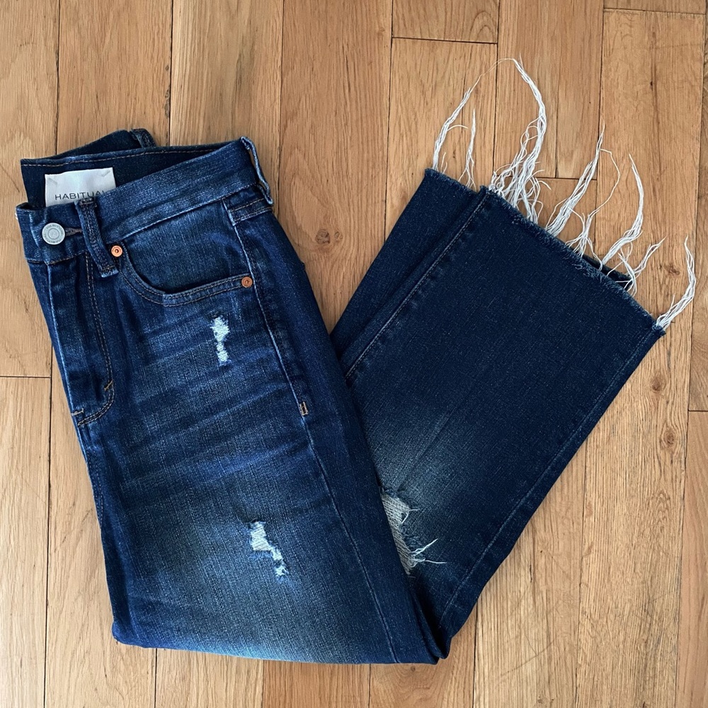 HABITUAL Super Highrise Cropped Relaxed Straight size 25